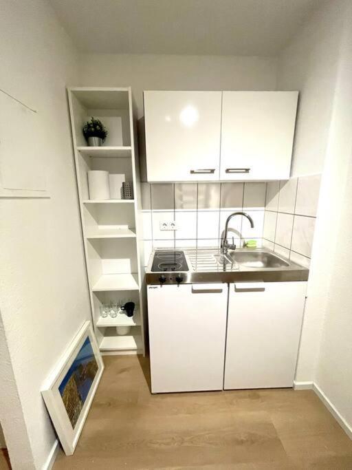 Schickes Apartment Mit Balkon In Düsseldorf Kültér fotó